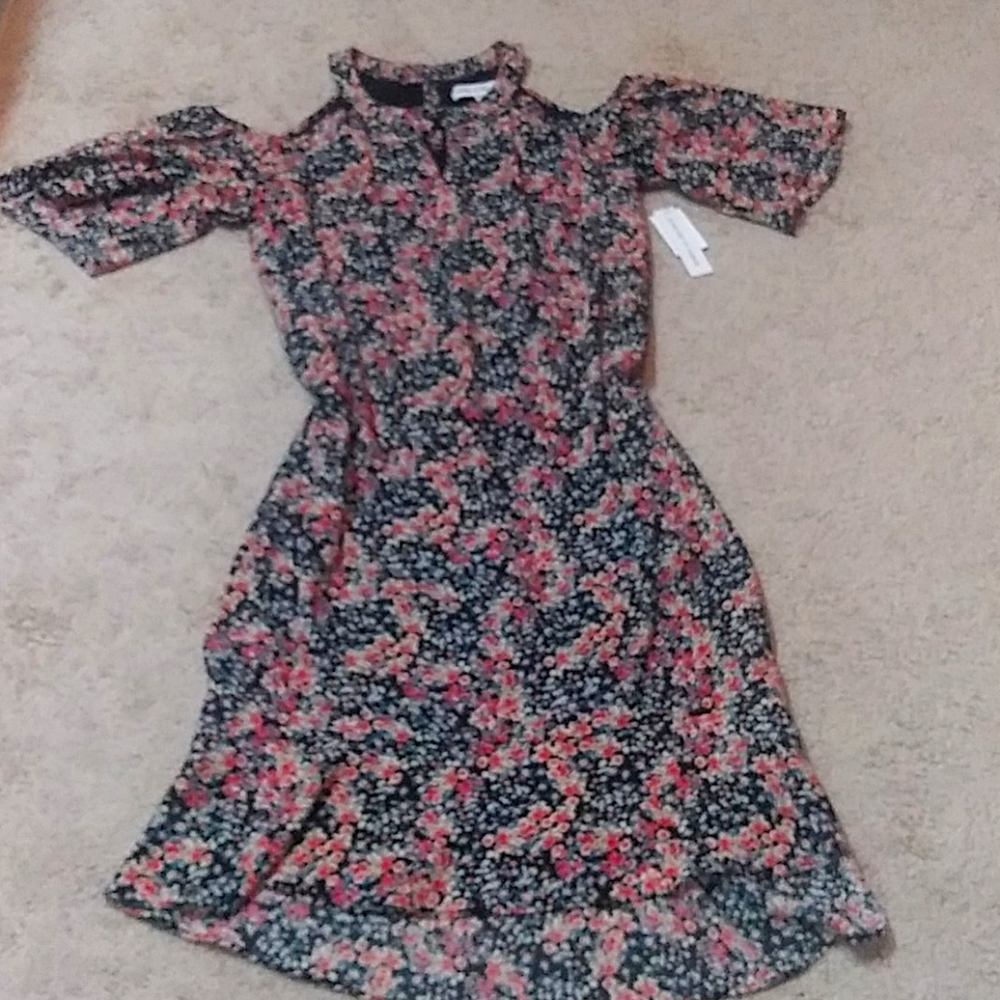 NWT Emma & Michelle Cold Shoulder Dress